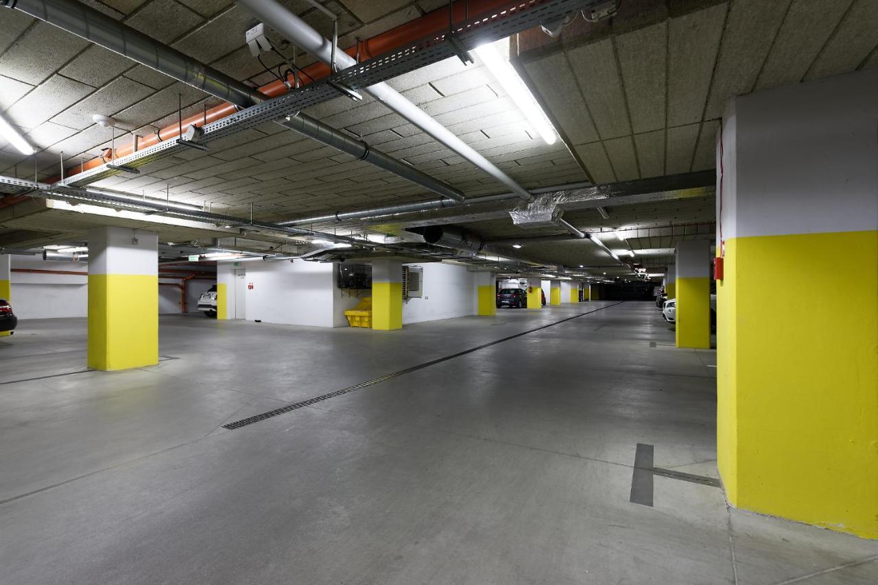 Art Apartament Parking By Impero Poznan Dış mekan fotoğraf