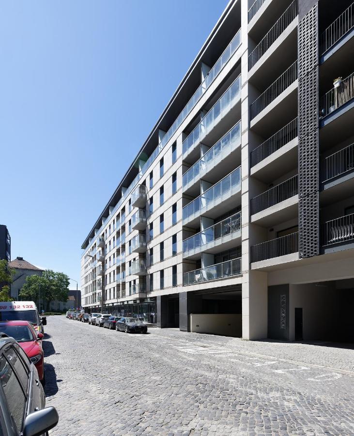 Art Apartament Parking By Impero Poznan Dış mekan fotoğraf
